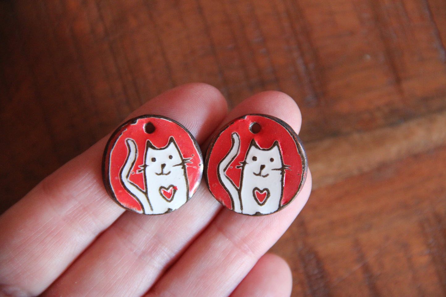 Kitty with red heart - ceramic earring dangles