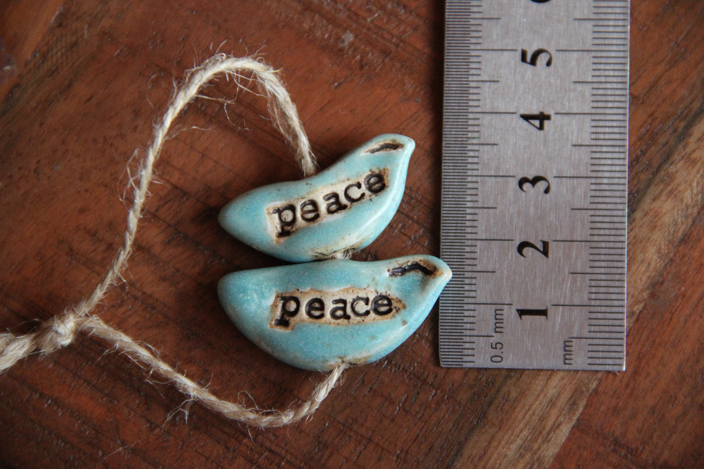Peace - 1 bird bead