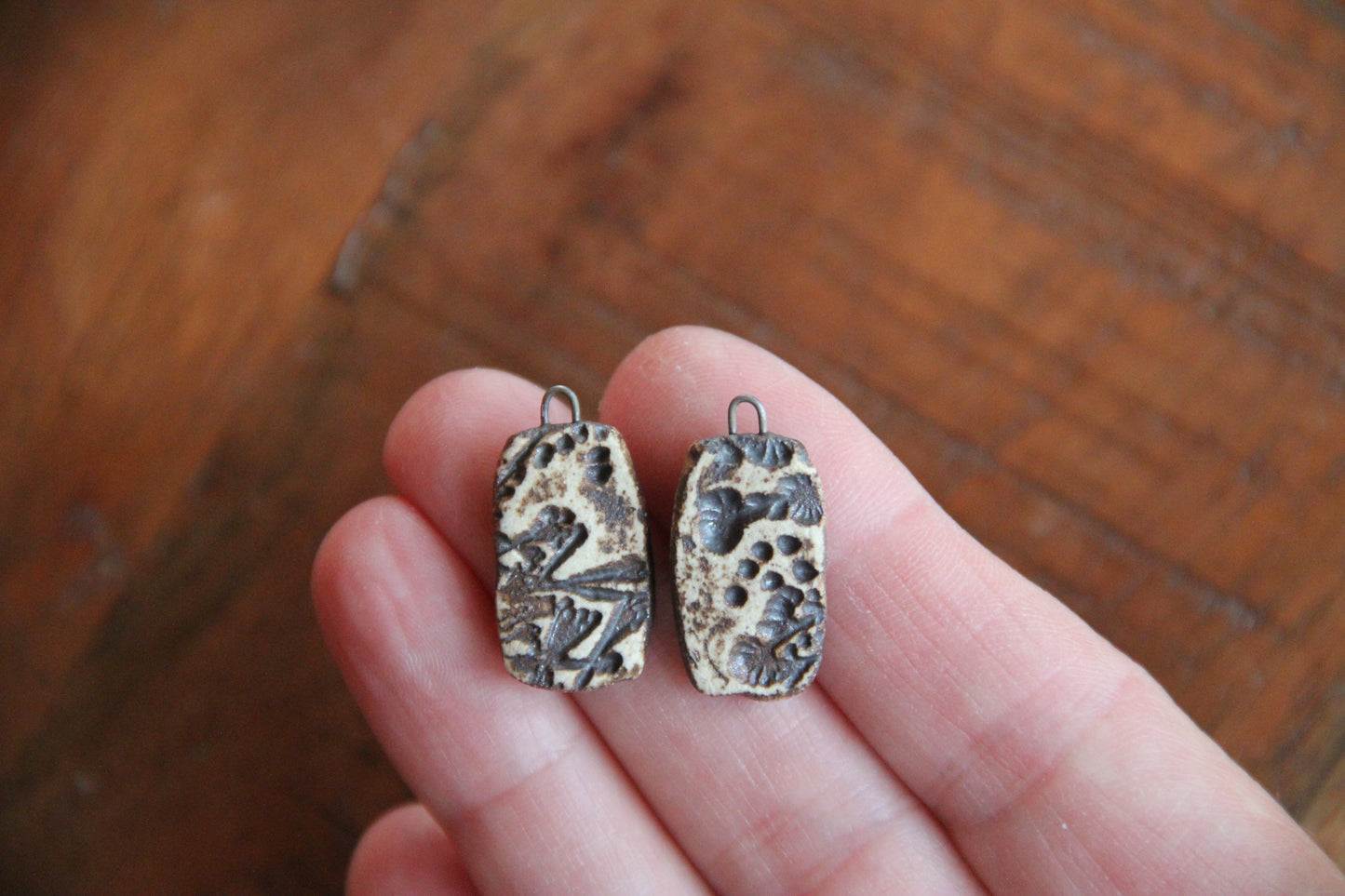 SALE - a pack of stoneware rustic beads / pendants