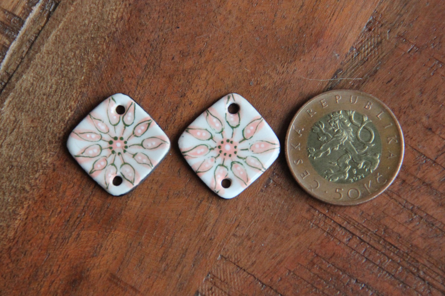 FLOWER ceramic CONNECTORS