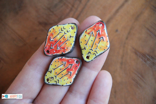 Which Way to Go - A set of 3 ceramic connectors with arrows