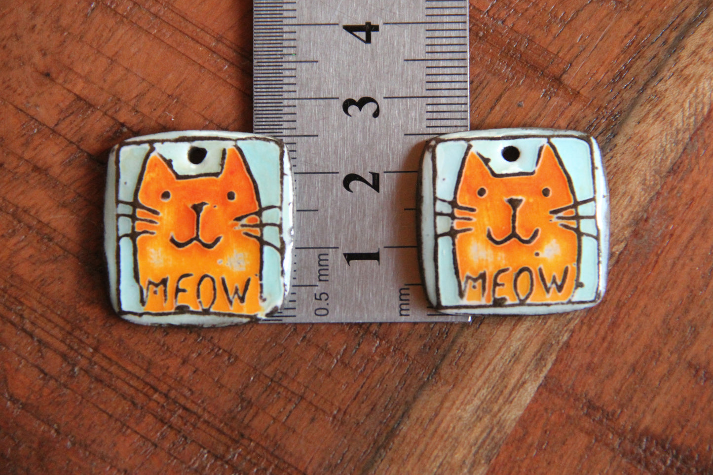 Kitty 1 pendant