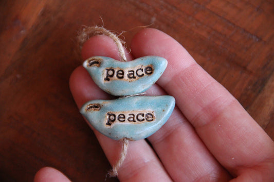 Peace - 1 bird bead