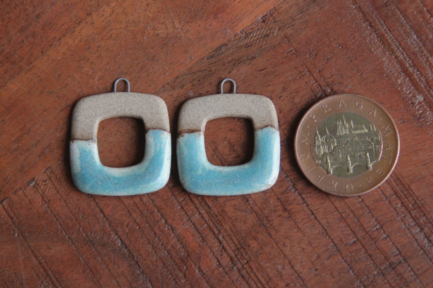 Simplicity... a pair of ceramic earring dangles
