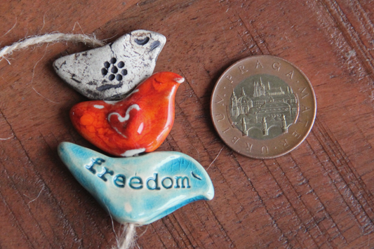 SET of 3 BIRDS... rustic earthy stoneware birds