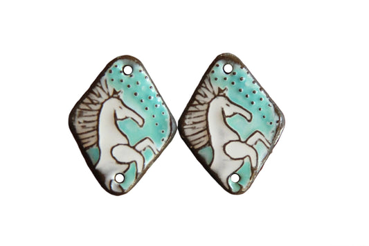 CONNECTORS... horses