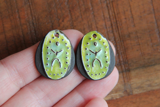 Little happy people - A pair of ceramic earring dangles