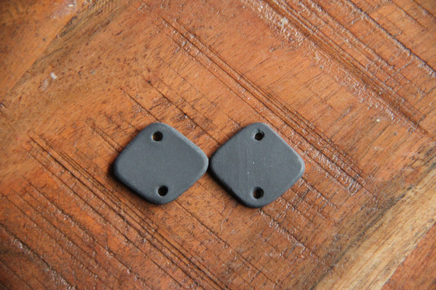 DREAM BIG - a pair of ceramic CONNECTORS