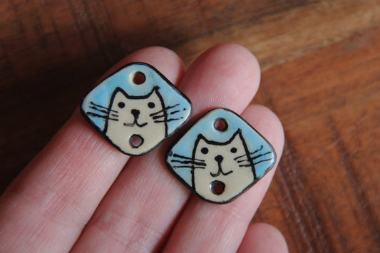 KITTY - a pair of ceramic CONNECTORS